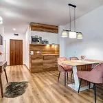 Secret 533 At Oak Apartman Szmoljan
