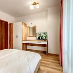 Secret 533 At Oak Apartman Szmoljan